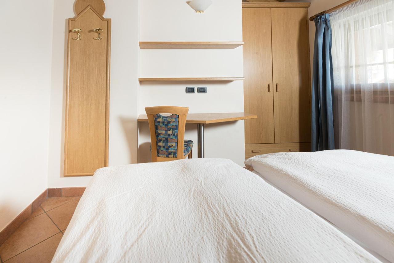 Miky House - Appartamenti Abar Livigno Exteriör bild