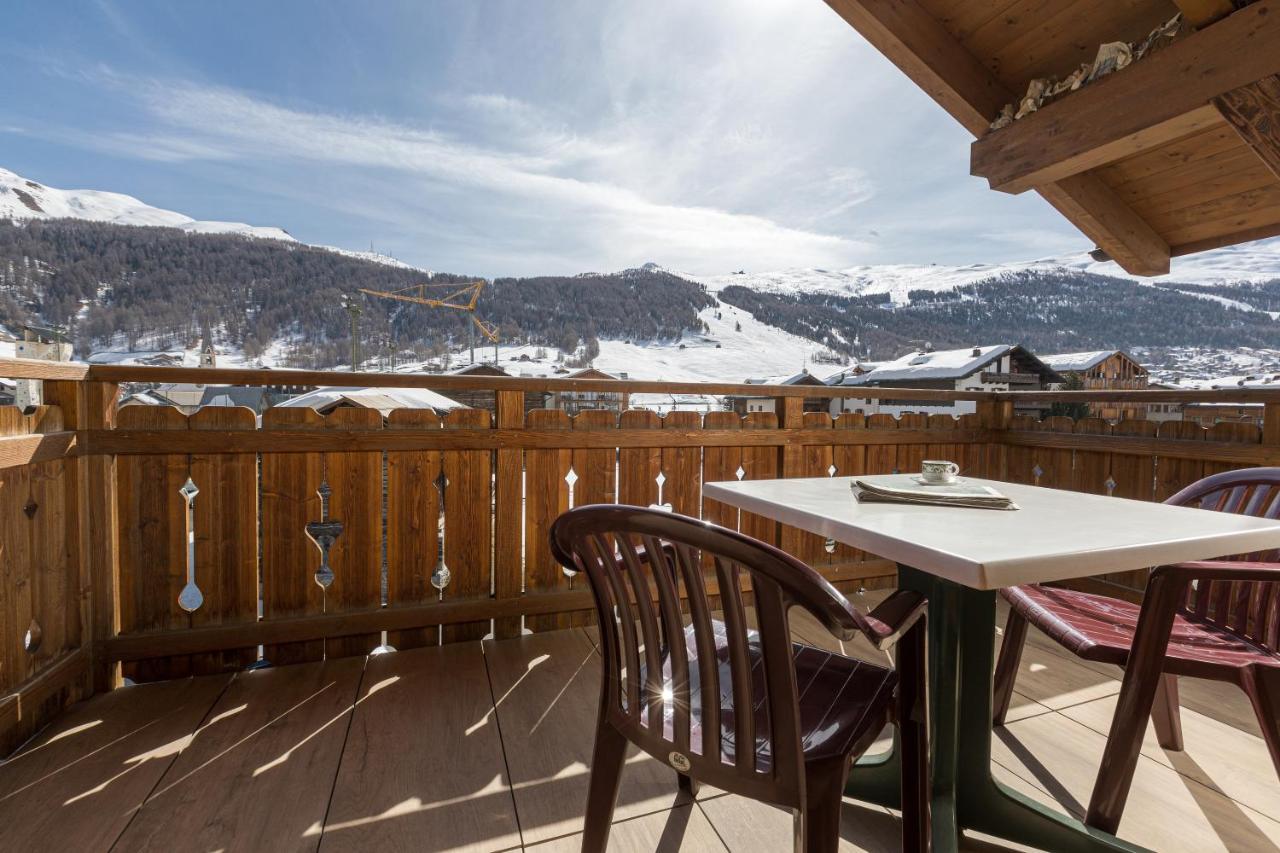 Miky House - Appartamenti Abar Livigno Exteriör bild